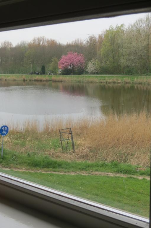 Bed & Breakfast Zomerdijk Velsen-Zuid